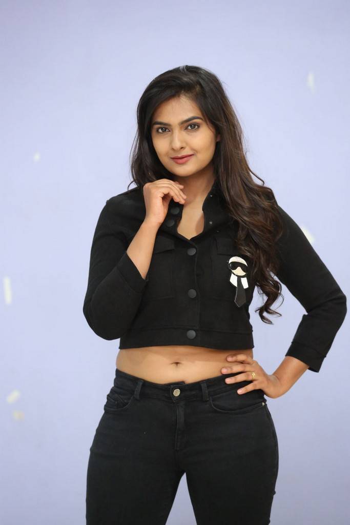 Neha Deshpande Stills In Black Shirt Jeans6